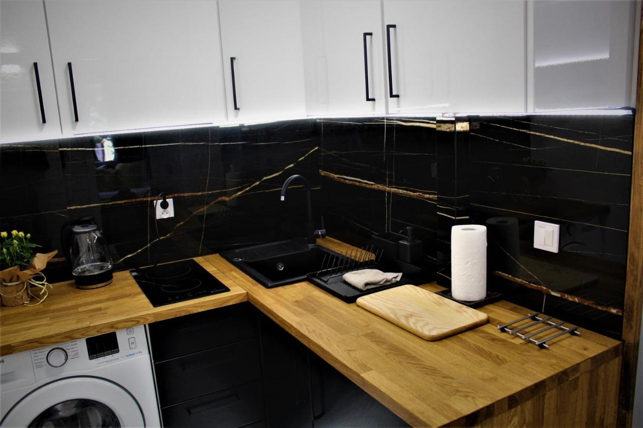 Apartament Przy Arsenale Wrocław Eksteriør bilde